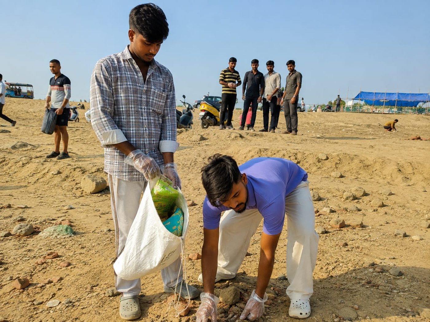 Riverfront cleanup drive